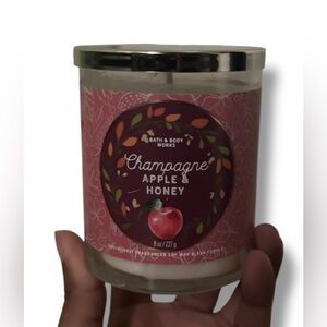 Bath & Body Works Champagne Apple & Honey Candle
